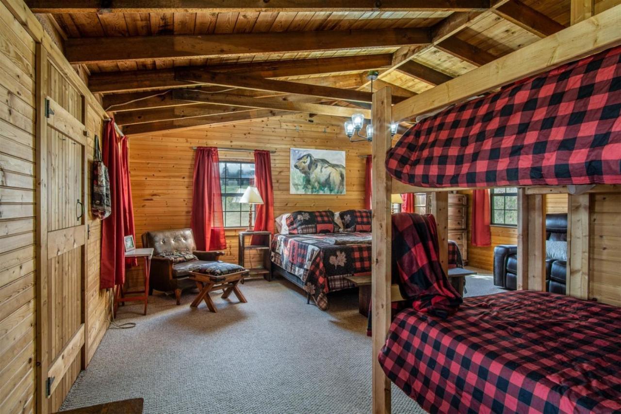 Coyote Lodge At Deerwoode Reserve Бревърд Екстериор снимка