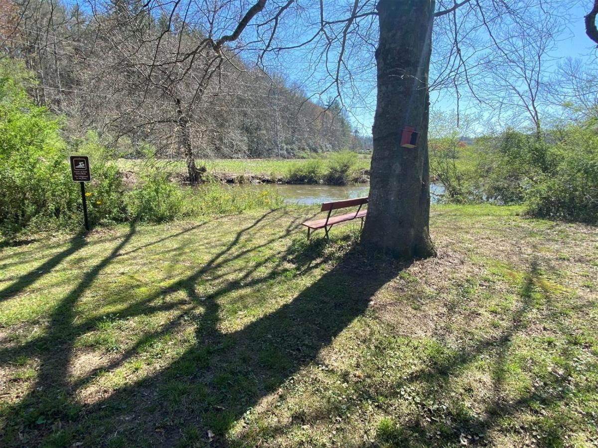 Coyote Lodge At Deerwoode Reserve Бревърд Екстериор снимка